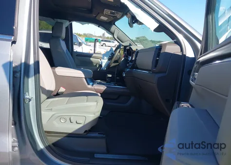 2025 GMC Sierra 1500 4Wd Short Box Slt z USA, uszkodzony, nr VIN 3GTUUDE81SG334516